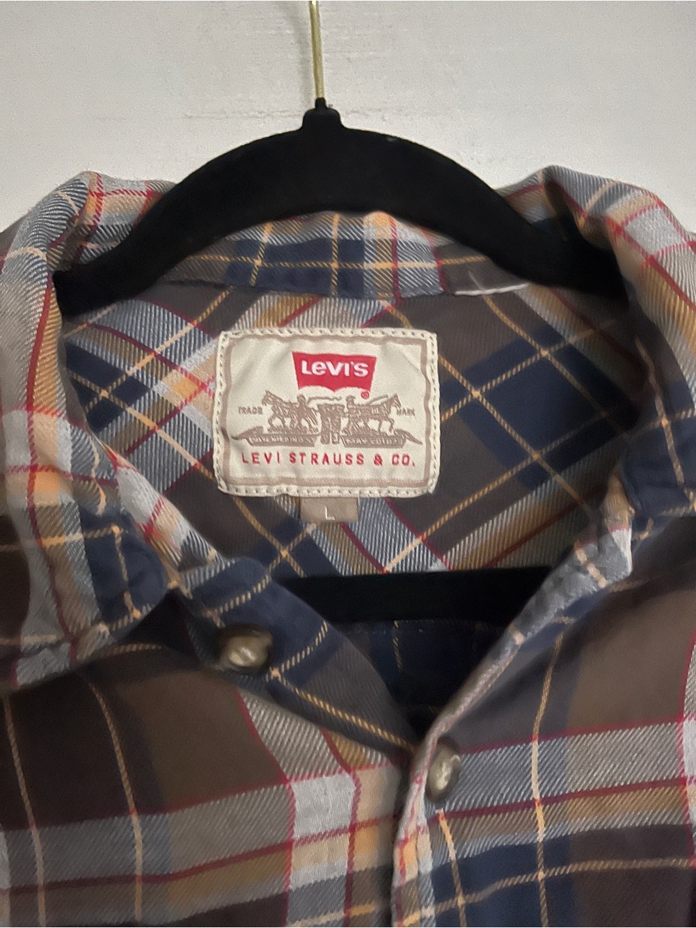 Levi's Brown and Navy Plaid Button-Down flannel Shirt size large - Picture 3 of 5